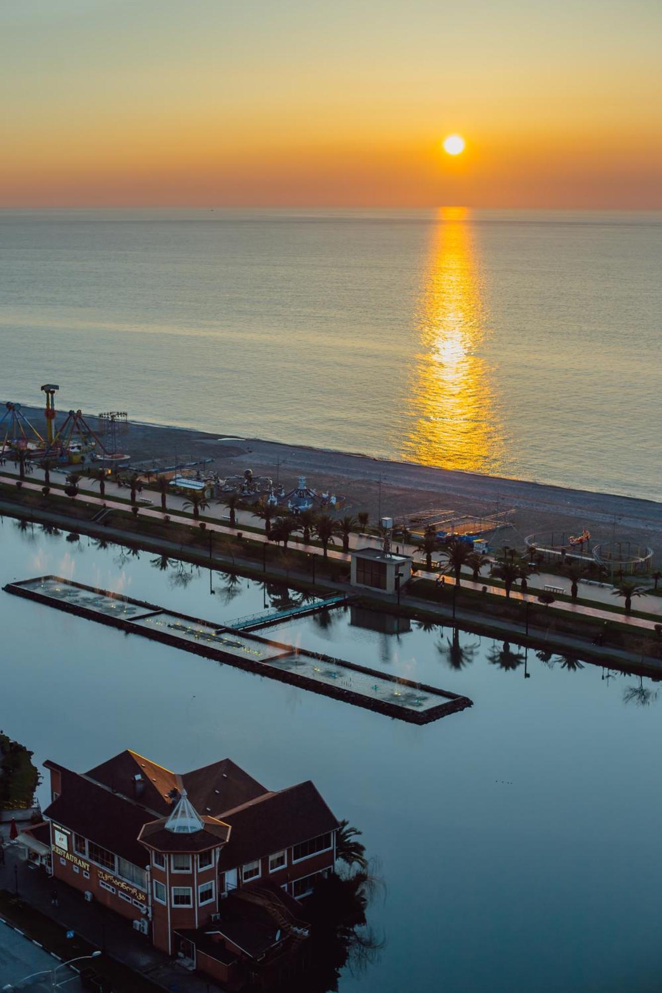 Batumi Deluxe Apartments Exterior foto